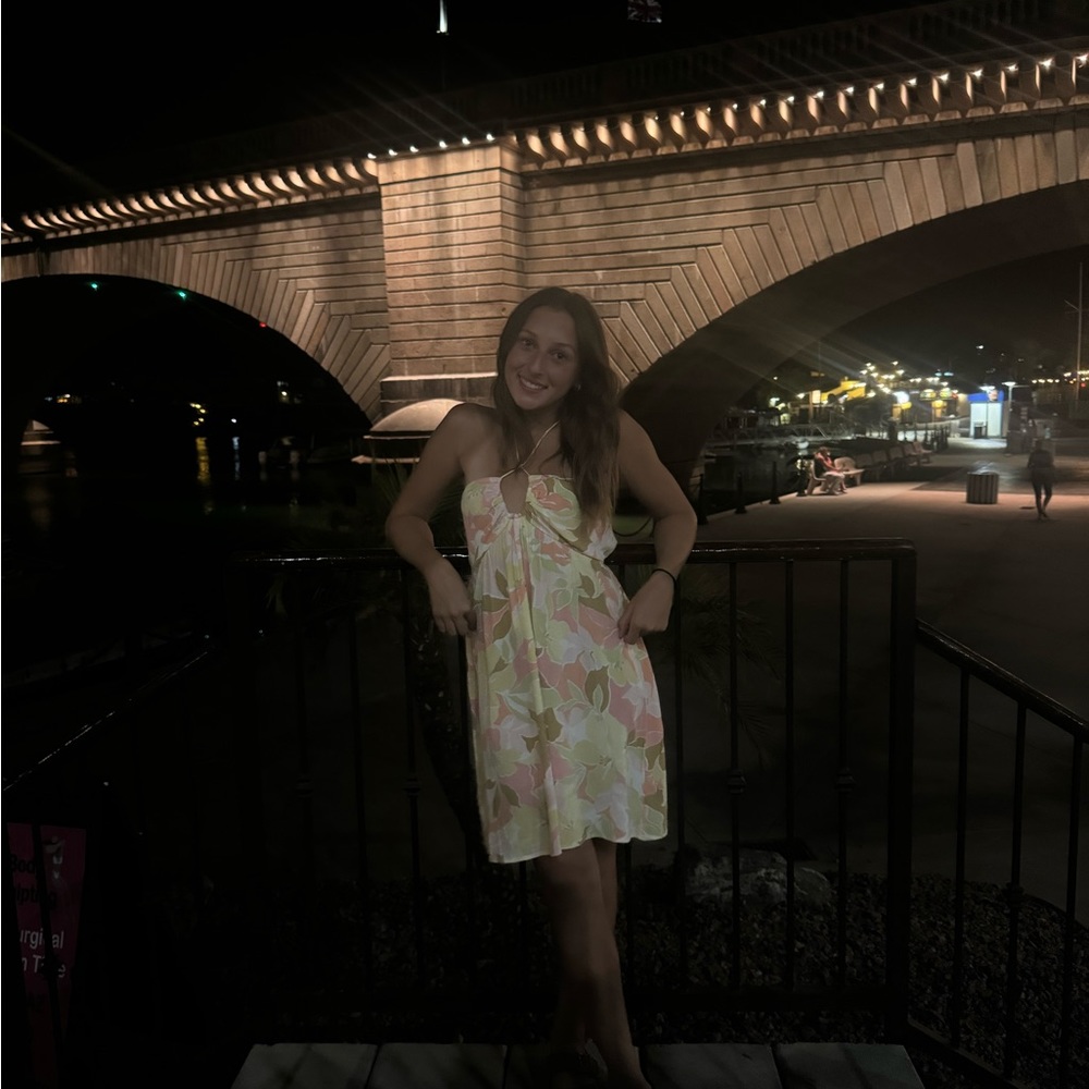 Meet your Posher, Emerie